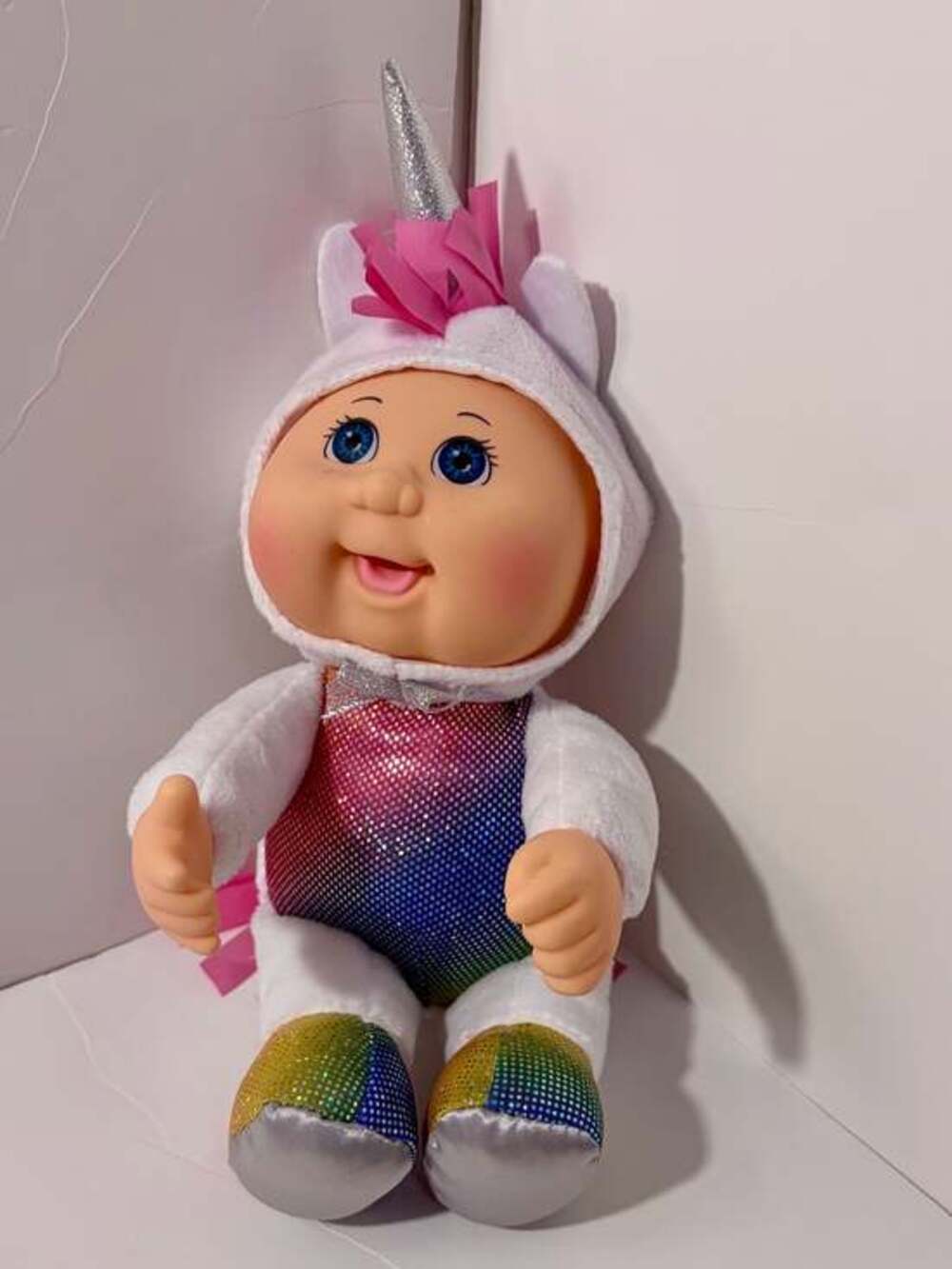 Cabbage Patch Kids Cuties Fantasy Friends Aria Sparkle Rainbow Unicorn Doll 9"